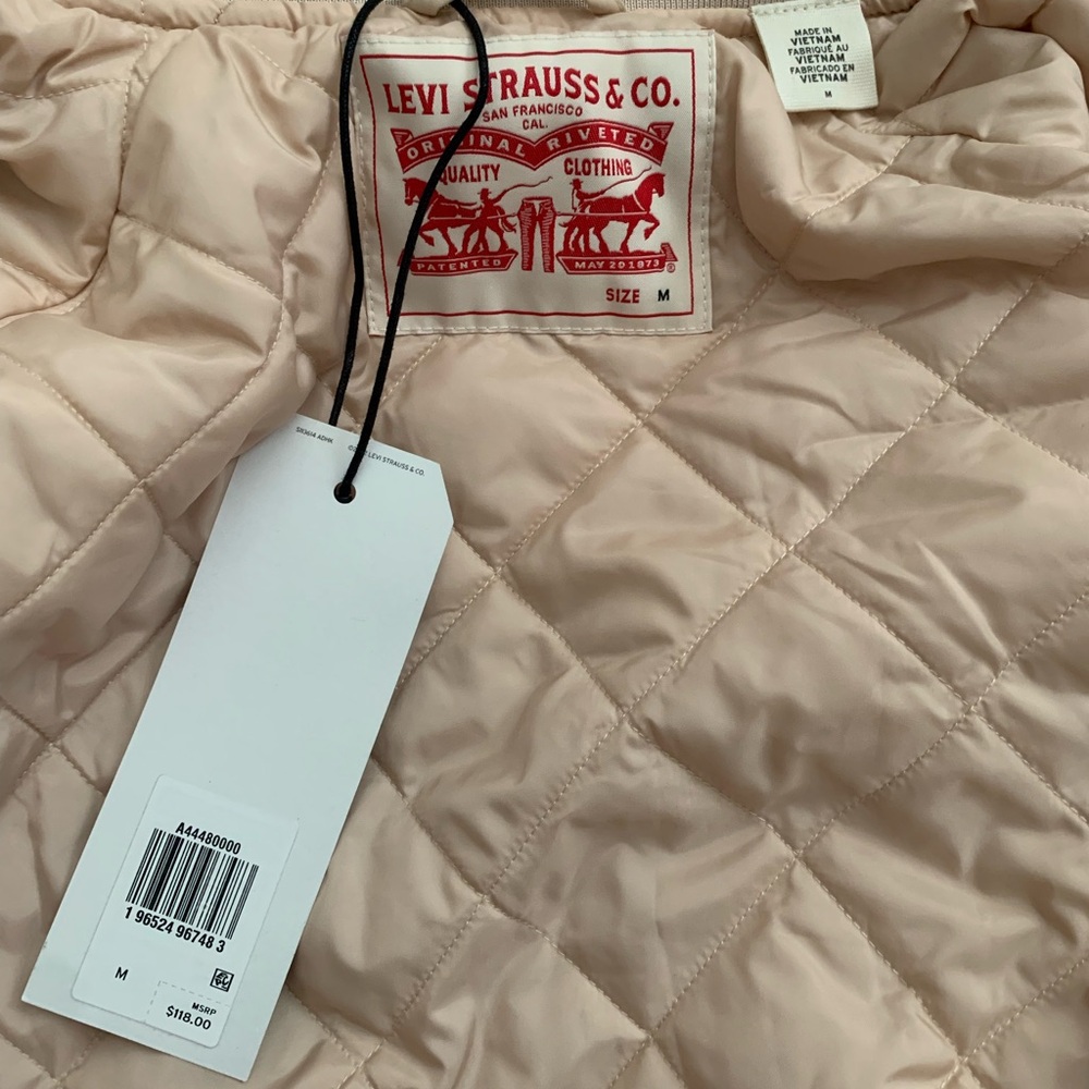 Levi's Quilted Jacket in Cream